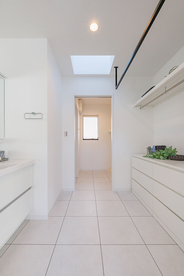 マッケンジーハウス(厚木・平塚・秦野) 【平塚市／吹抜／開放感】光と風を取り込む設計で1年中快適に。上質さを追求したデザイン性あふれる住まいの建築実例画像8