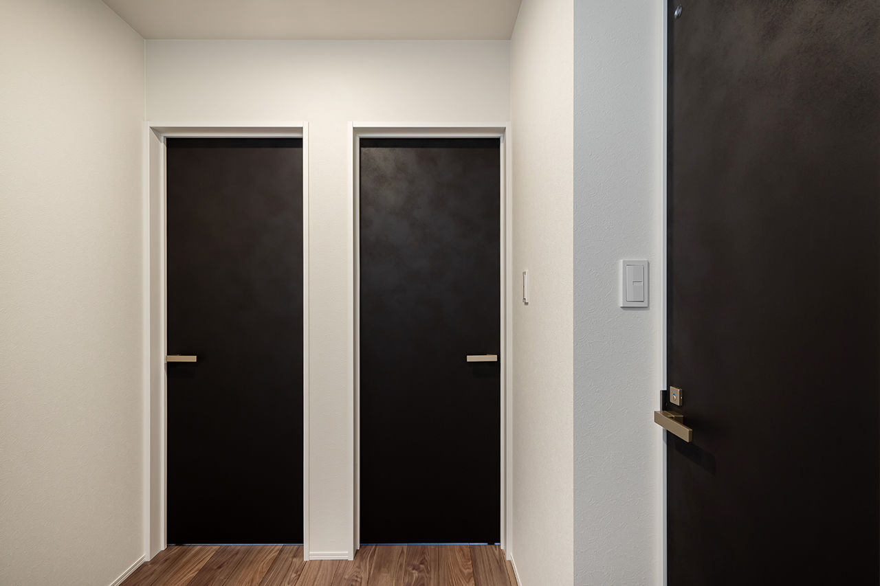 JUSTPIAHOUSE 【1500万～1999万円｜ロックスタイル｜こだわりデザイン】大人のかっこよさが光るシャープなモノトーン空間の建築実例画像9