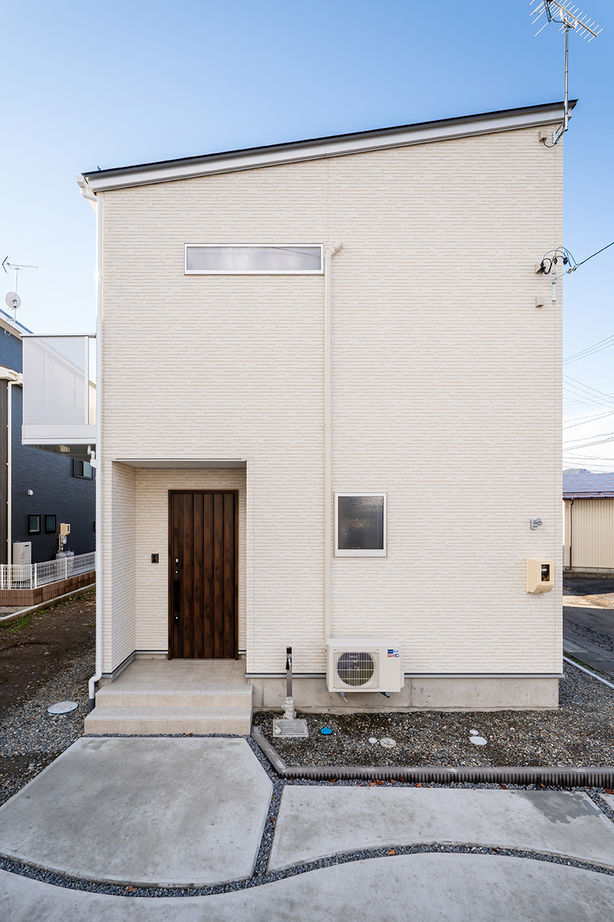 JUSTPIAHOUSE 【1500万～1999万円｜ロックスタイル｜こだわりデザイン】大人のかっこよさが光るシャープなモノトーン空間の建築実例画像10