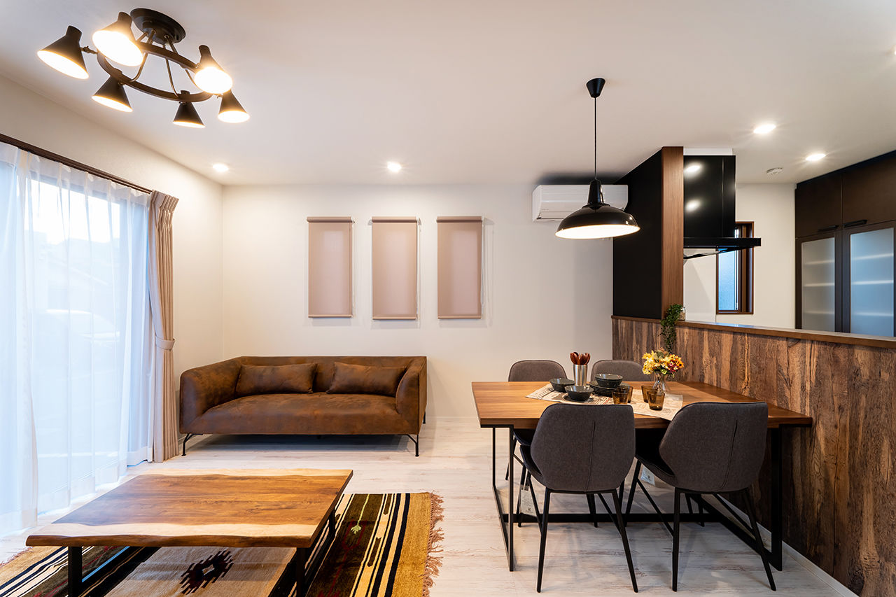 JUSTPIAHOUSE 【1500万～1999万円｜ヴィンテージ｜こだわりデザイン】時を経て愛着が増す、お洒落でかっこいい住まいの建築実例画像2