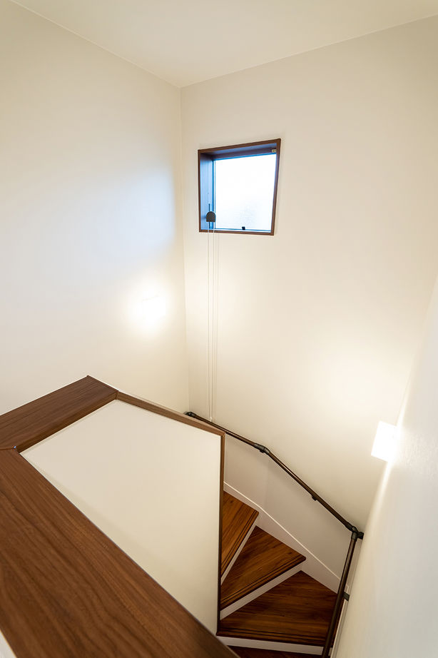 JUSTPIAHOUSE 【1500万～1999万円｜ヴィンテージ｜こだわりデザイン】時を経て愛着が増す、お洒落でかっこいい住まいの建築実例画像9