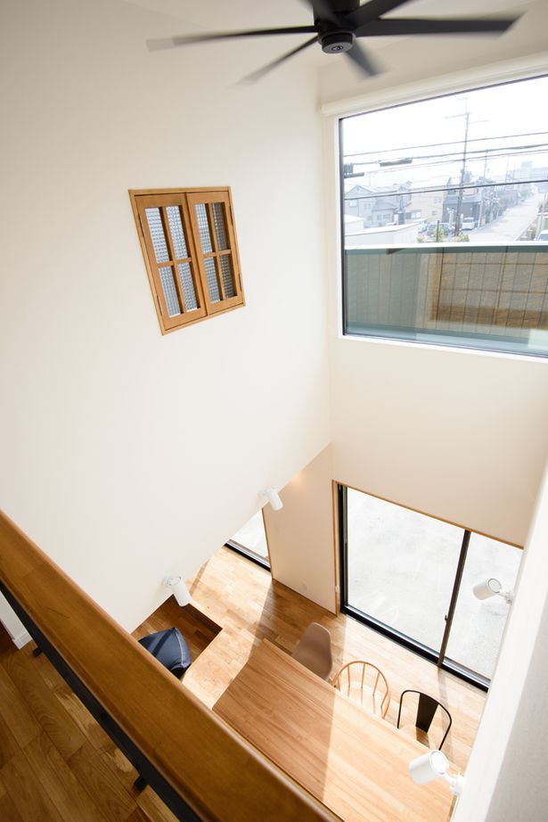 クライツ 【滋賀県大津市／2900万円】ガルバリウム鋼板×サイディングのスタイリッシュデザイン。職住一体の住まいの建築実例画像16