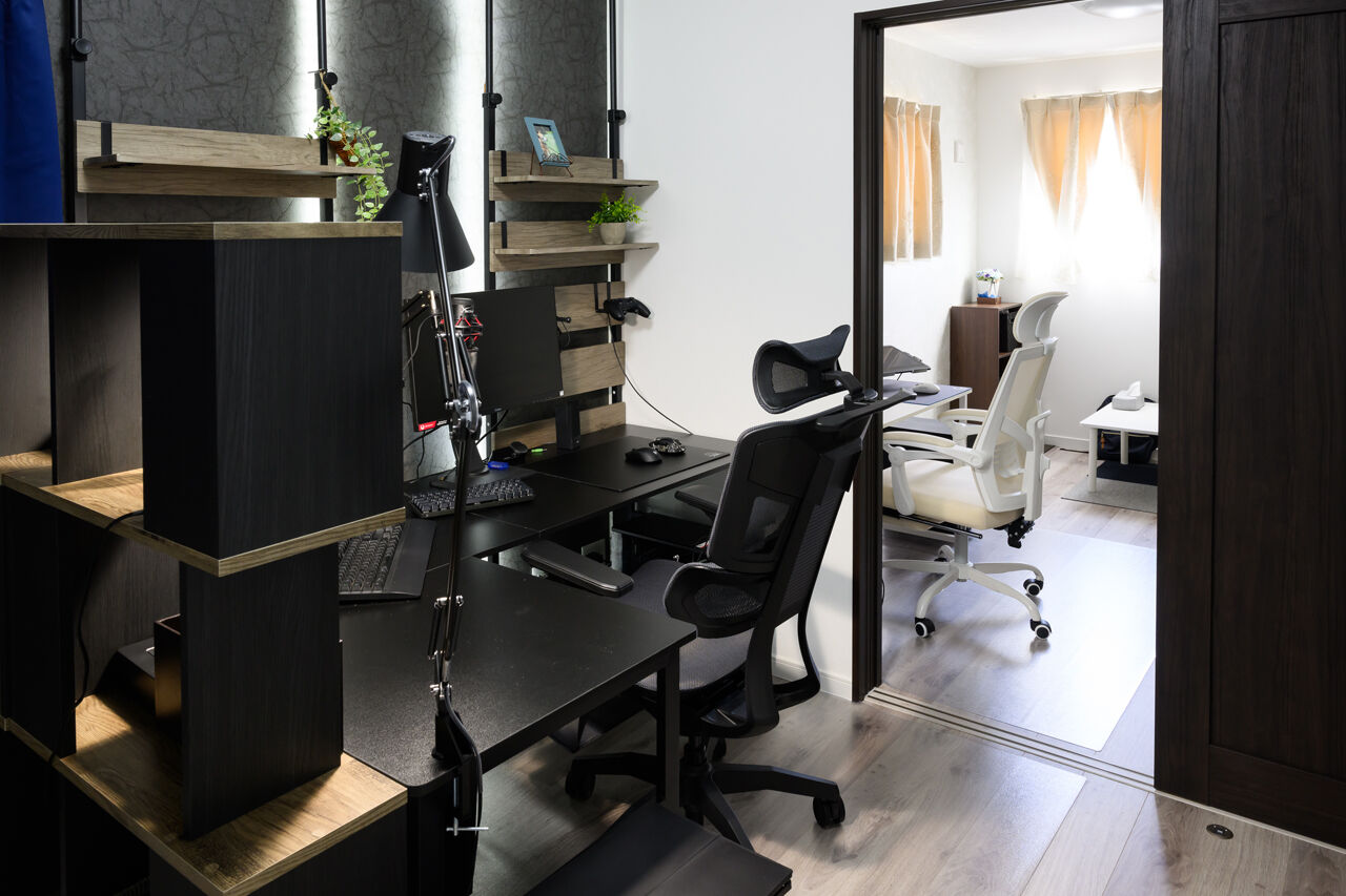 クライツ 【滋賀県／1900万円】一人一部屋のゲーミングスペースとカフェコーナー。おうち時間が充実する住まいの建築実例画像4