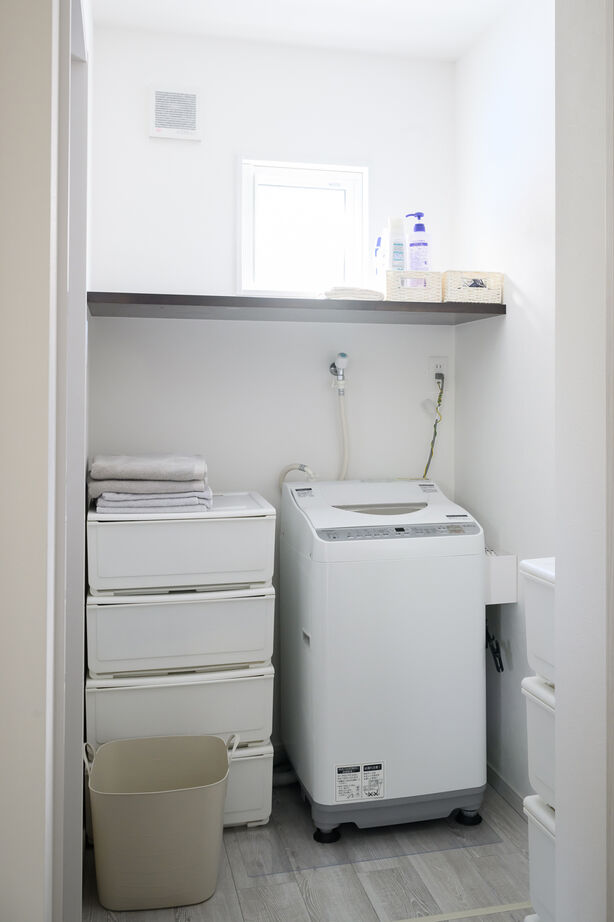 クライツ 【滋賀県／1900万円】一人一部屋のゲーミングスペースとカフェコーナー。おうち時間が充実する住まいの建築実例画像9