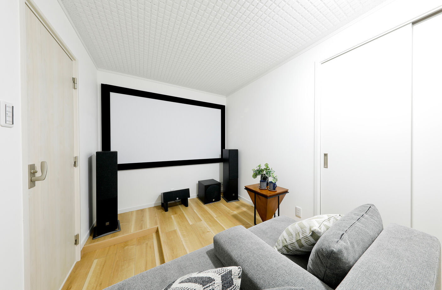 野村工務店 モダンなデザインと生活しやすい機能性を両立。音楽や映像を楽しむ防音室のある家の建築実例画像10