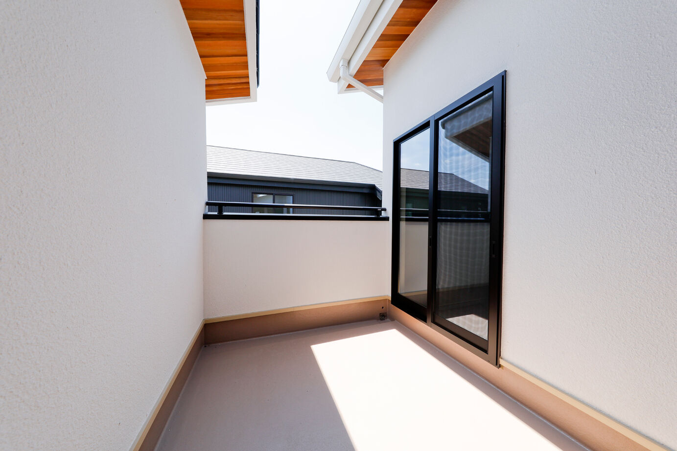 野村工務店 平屋風の風格ある外観と、ワンフロア完結の間取り。プライベート感のある大空間LDKの建築実例画像20