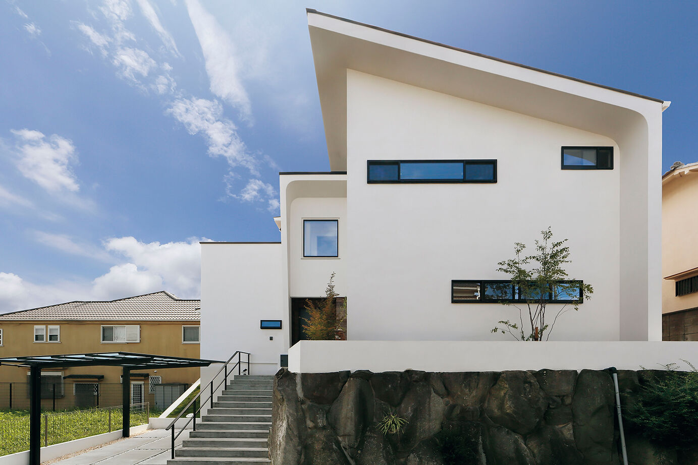 野村工務店 大好きなインテリアに囲まれた約28畳のLDKで、子どもや愛犬と過ごす豊かな家時間の建築実例画像