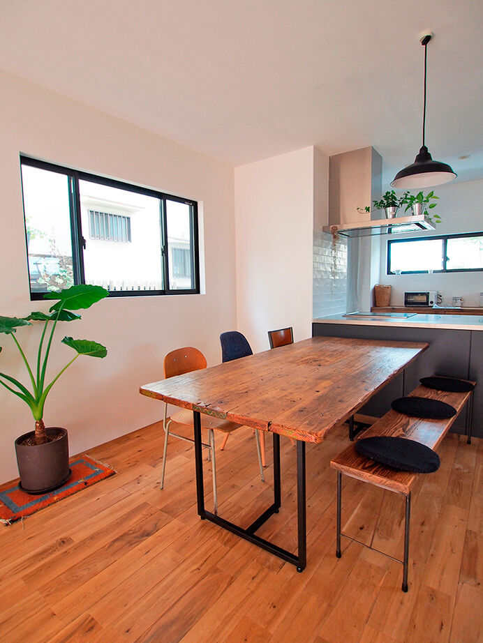 野村工務店 大好きなインテリアに囲まれた約28畳のLDKで、子どもや愛犬と過ごす豊かな家時間の建築実例画像11