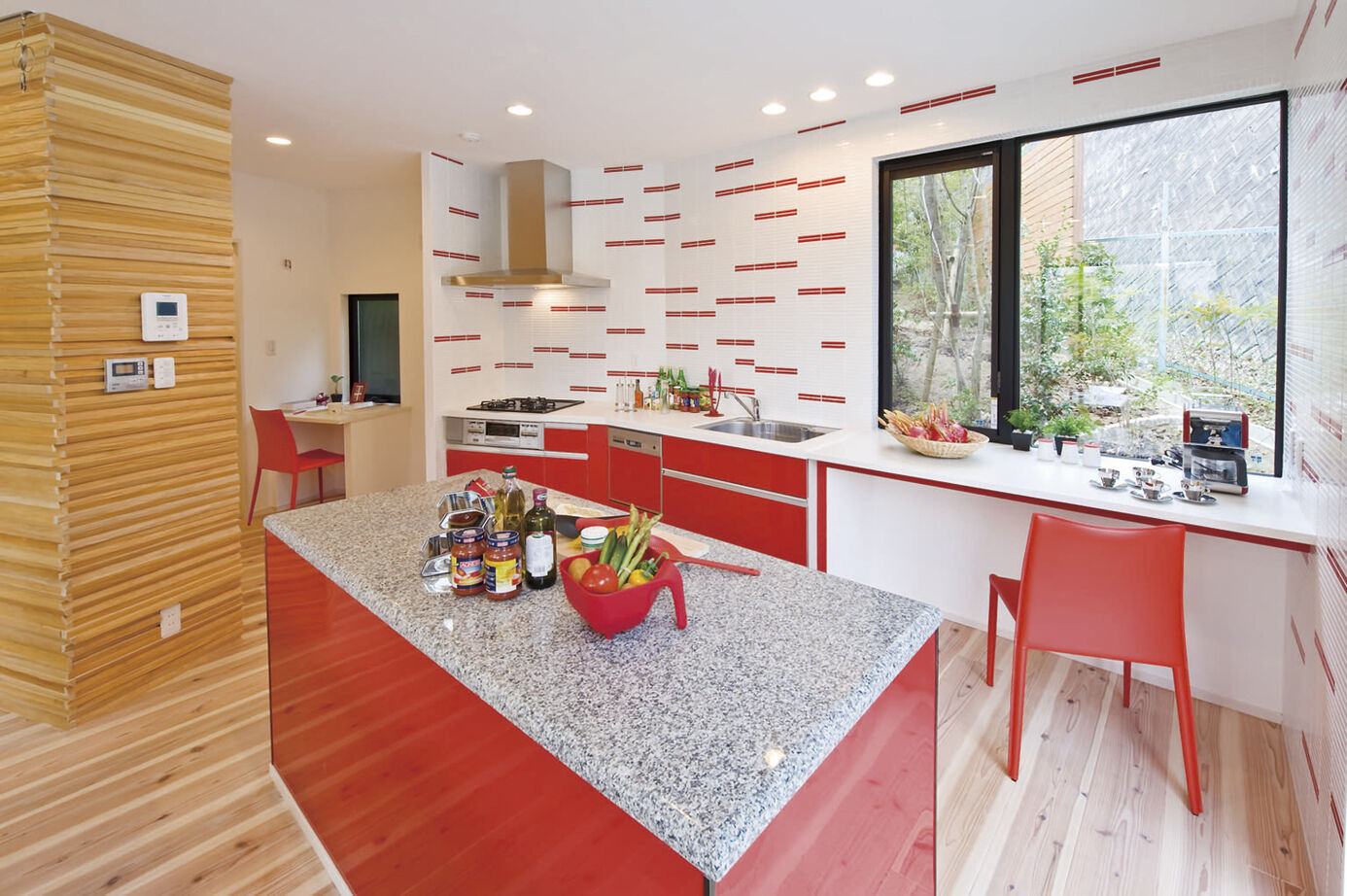 野村工務店 日常を非日常に。豊かな木々に囲まれ、プライベート感あふれる別荘のような家でゆったりリラックスの建築実例画像5