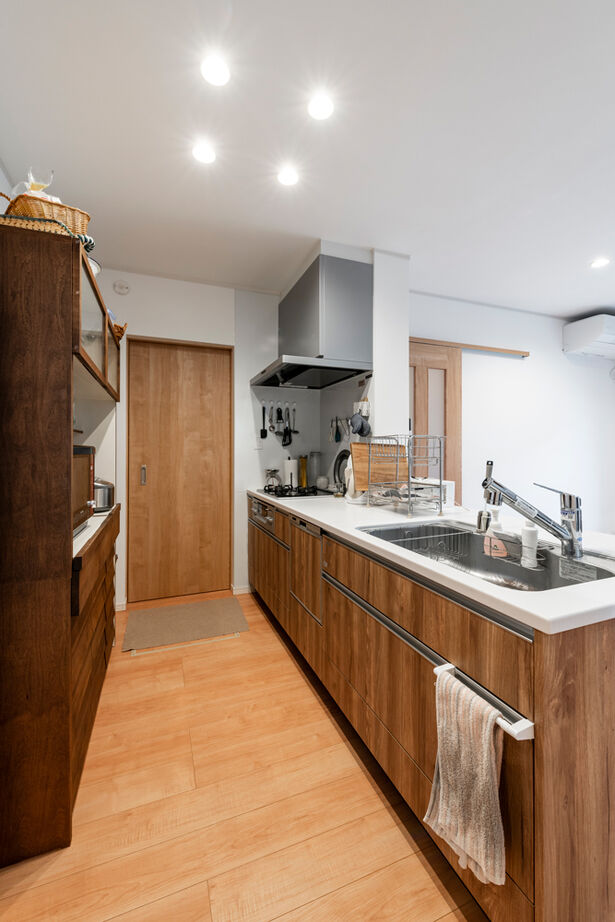 野村工務店 平屋感覚の住み心地で今も将来も安心！キャンプ好きのご家族が愛犬と暮らす、ドッグランのある家の建築実例画像9