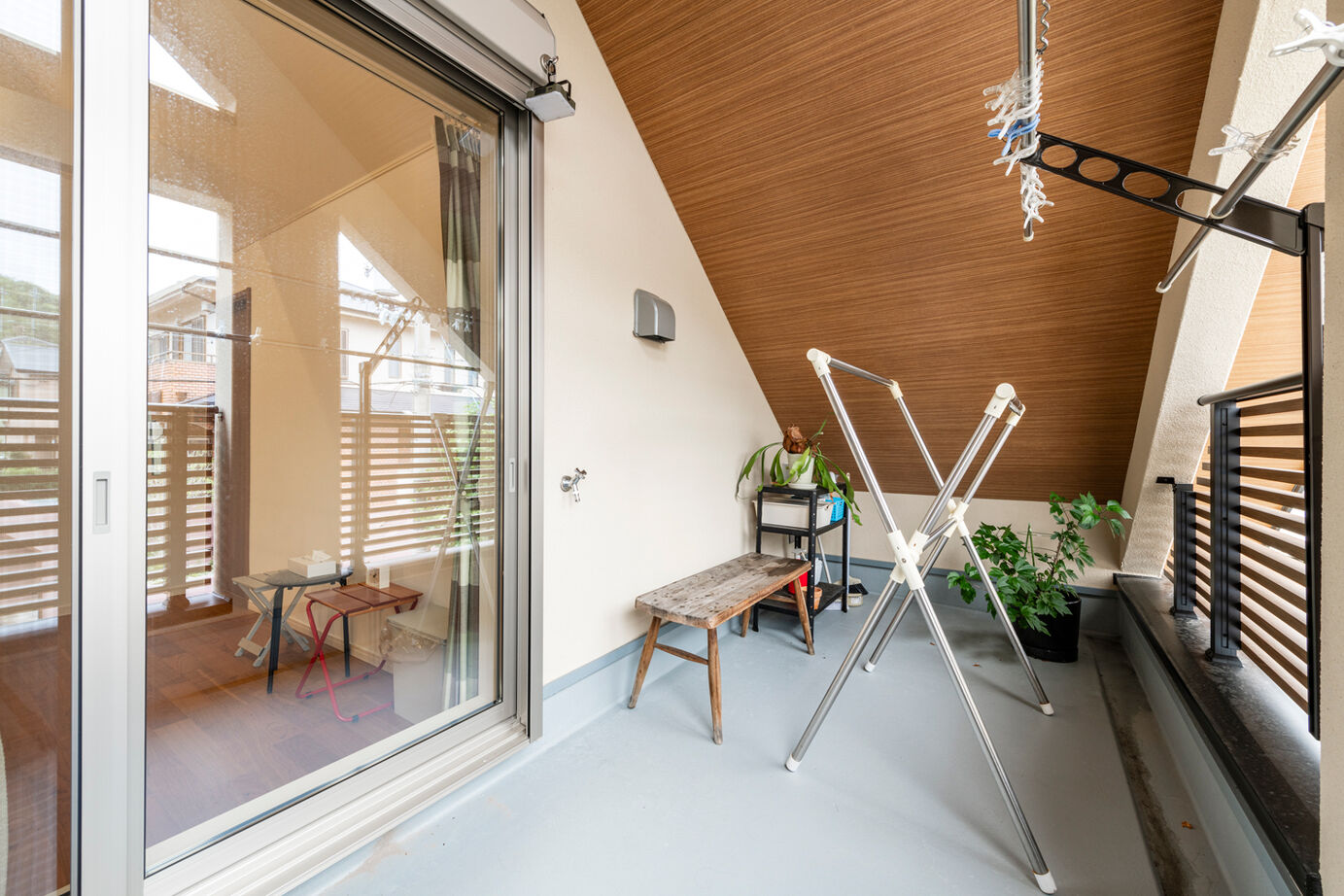 野村工務店 平屋感覚の住み心地で今も将来も安心！キャンプ好きのご家族が愛犬と暮らす、ドッグランのある家の建築実例画像14