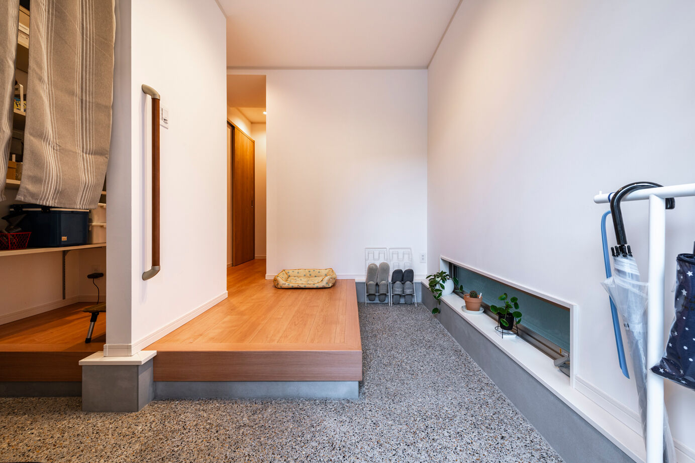 野村工務店 平屋感覚の住み心地で今も将来も安心！キャンプ好きのご家族が愛犬と暮らす、ドッグランのある家の建築実例画像17