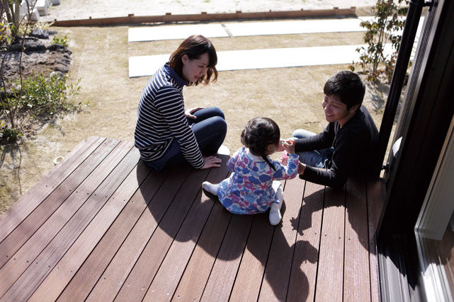 ディー・アンド・エイチ 【吹抜け/ウッドデッキ/高気密高断熱】家中どこにいても明るい！吹き抜けは開放感も倍増するの建築実例画像5