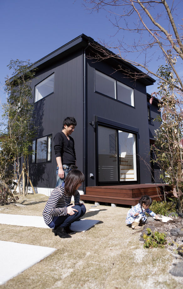 ディー・アンド・エイチ 【吹抜け/ウッドデッキ/高気密高断熱】家中どこにいても明るい！吹き抜けは開放感も倍増するの建築実例画像6