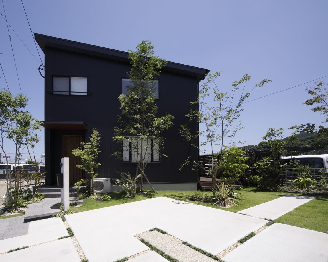 ディー・アンド・エイチ 【吹抜け/ウッドデッキ/高気密高断熱】家中どこにいても明るい！吹き抜けは開放感も倍増するの建築実例画像7