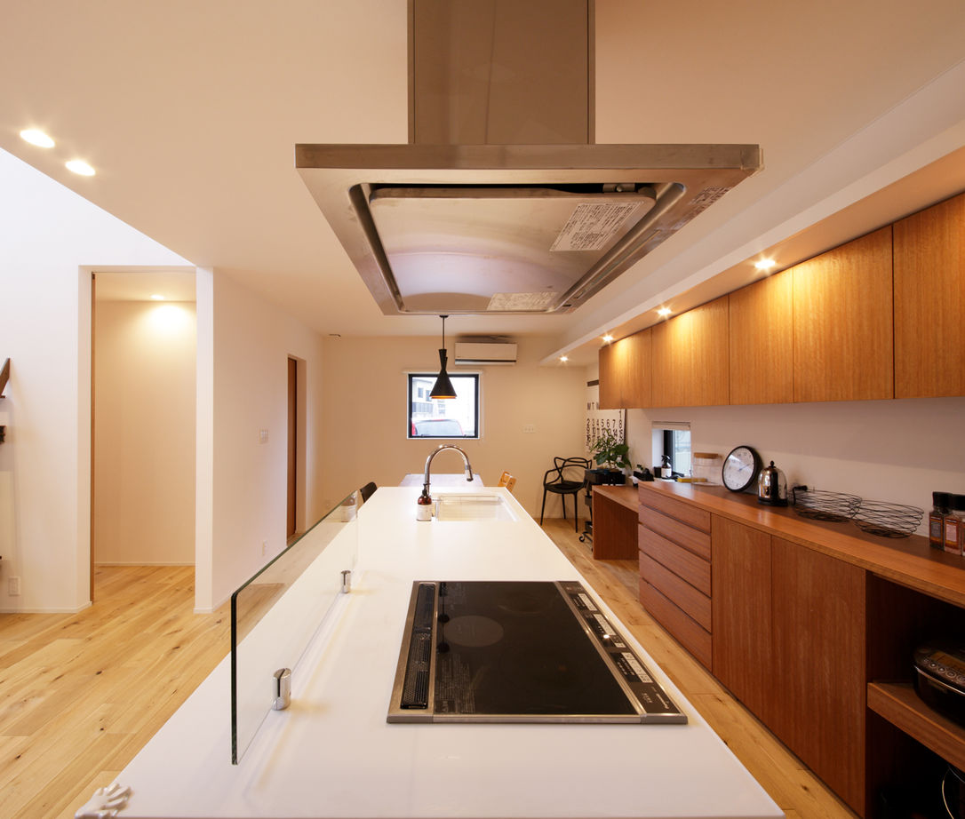 ディー・アンド・エイチ 【福岡/吹抜け/ウッドデッキ/高気密高断熱】憧れのアイランドキッチン　家族がどこにいても気配がわかるの建築実例画像3