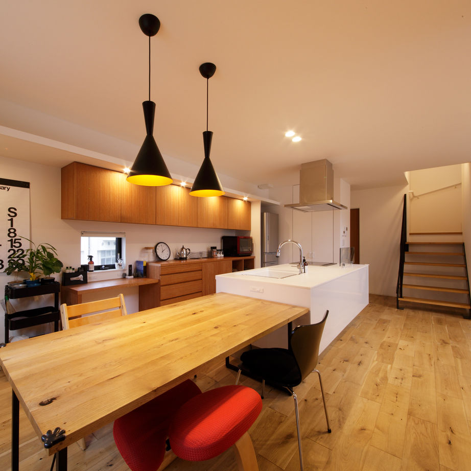 ディー・アンド・エイチ 【福岡/吹抜け/ウッドデッキ/高気密高断熱】憧れのアイランドキッチン　家族がどこにいても気配がわかるの建築実例画像4