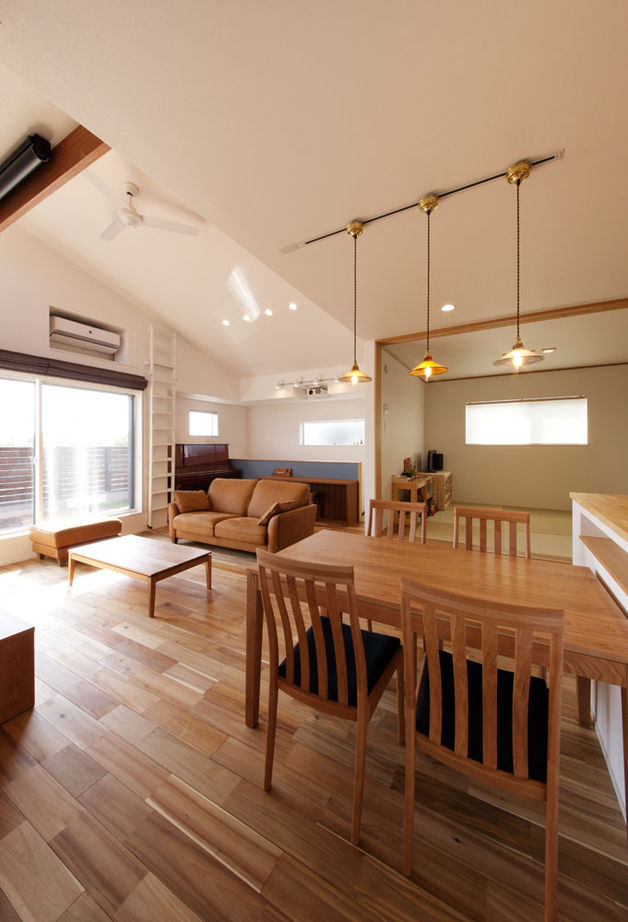 ディー・アンド・エイチ 【福岡/2世帯住宅/高気密高断熱】住まいは1階と2階に独立。2つの玄関は中でつながるちょうど良い距離感の家の建築実例画像4