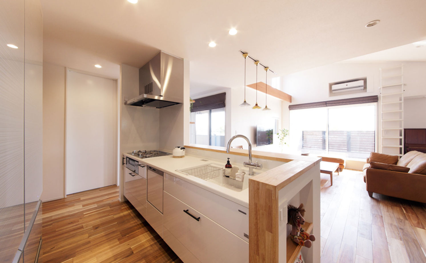 ディー・アンド・エイチ 【福岡/2世帯住宅/高気密高断熱】住まいは1階と2階に独立。2つの玄関は中でつながるちょうど良い距離感の家の建築実例画像6