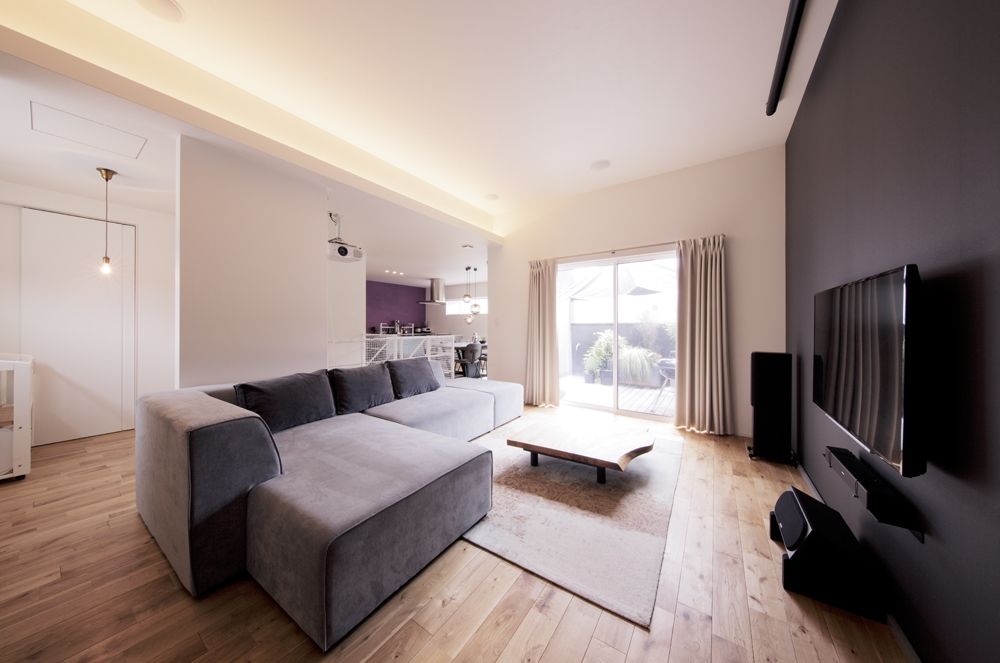 ディー・アンド・エイチ 【福岡市/高気密高断熱/収納充実/ホームシアター】2階リビング＆テラスのある、のびのびとした暮らしの建築実例画像2