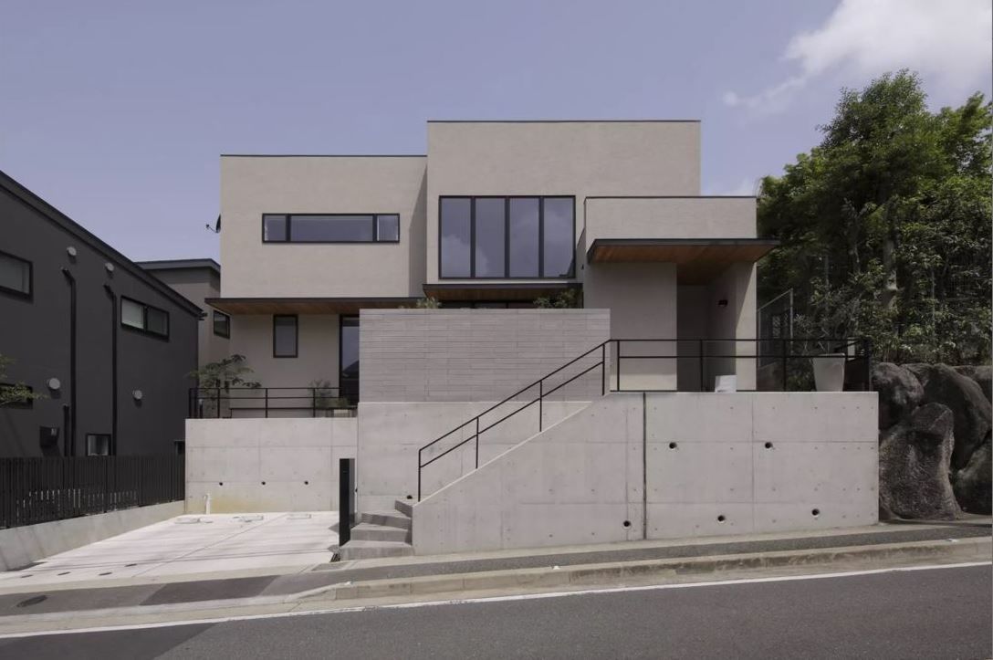 ディー・アンド・エイチ 【2階建て/吹抜け/タイルテラス】家族や友人が集う場所の建築実例画像1