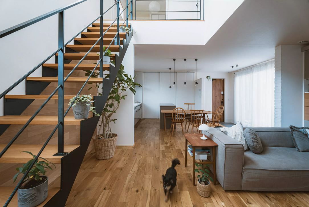 ディー・アンド・エイチ 【2階建て/吹抜け/店舗兼用】ヨガスタジオと住まいの建築実例画像3