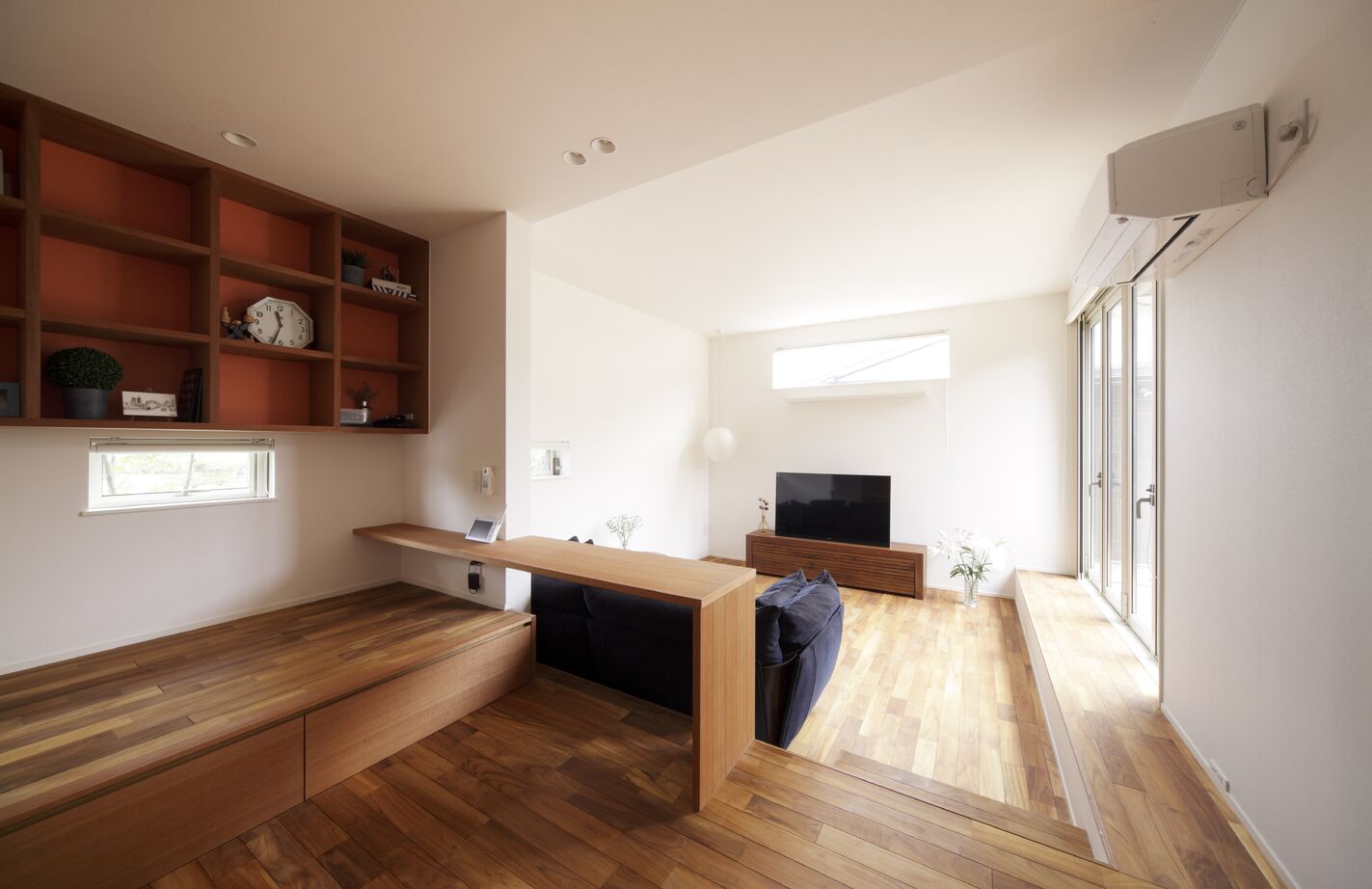 ディー・アンド・エイチ 土地の特徴を生かした平屋の住まいの建築実例画像3