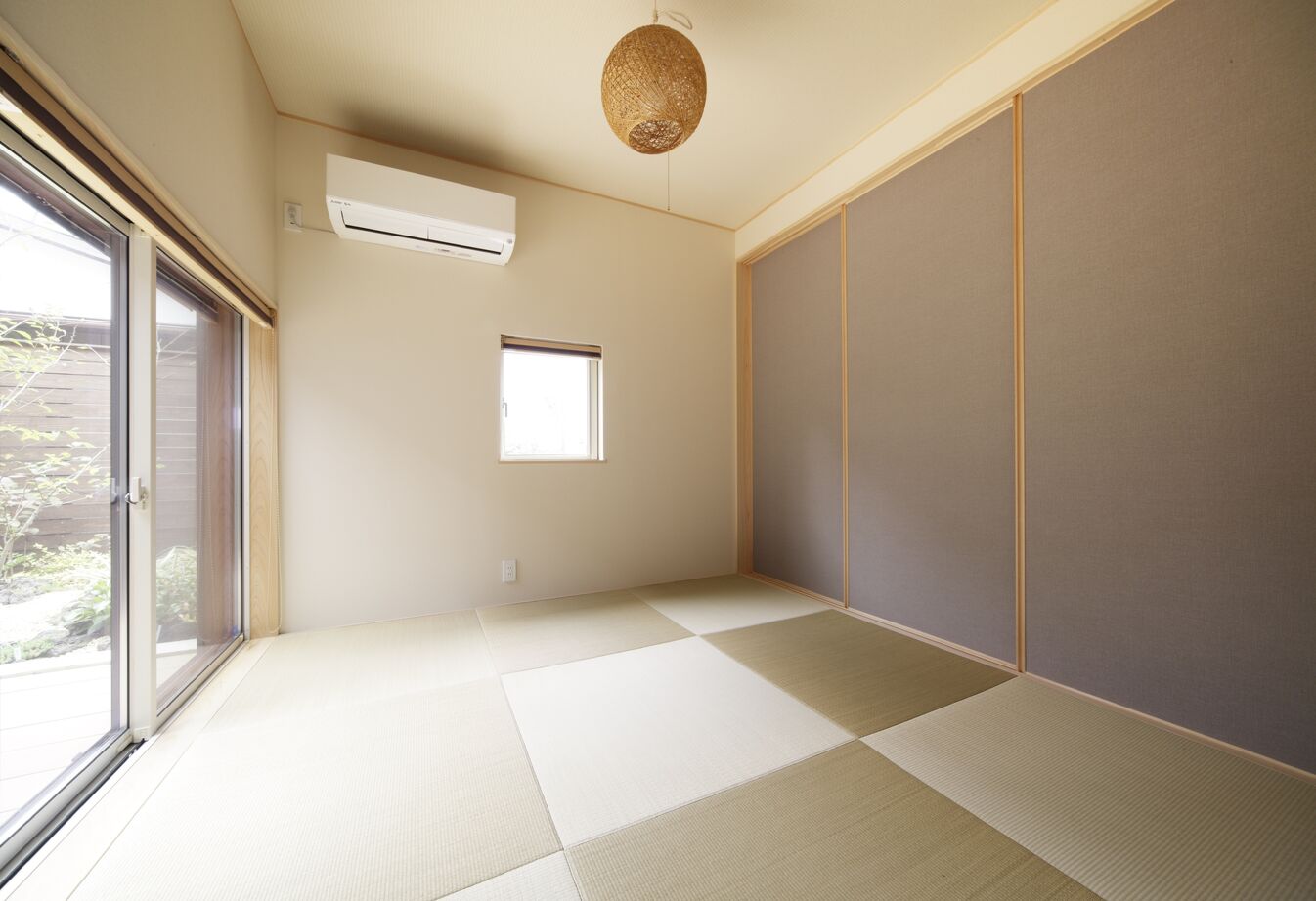 ディー・アンド・エイチ 土地の特徴を生かした平屋の住まいの建築実例画像6