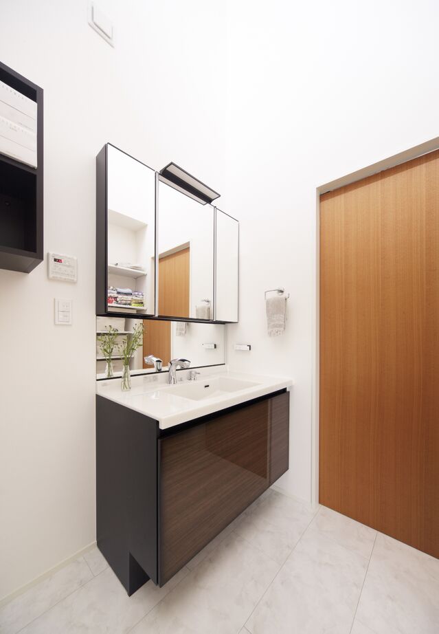 ディー・アンド・エイチ 土地の特徴を生かした平屋の住まいの建築実例画像7