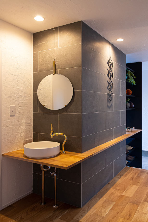 KASHII DESIGN HOME / 香椎建設 【間取り図有/二階リビング/3LDK＋土間スペース】　非日常のホテルライクな住まい。憧れのSEASIDE LIFEの建築実例画像5