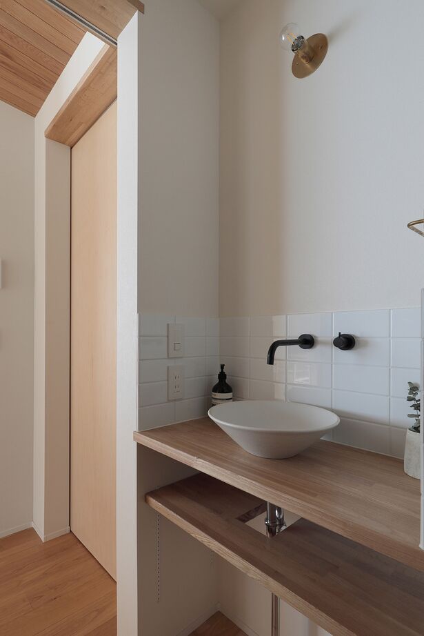 マスケン 【中庭あり/48.9坪/3,000～3,499万円】緑と空に心安らぐ中庭のある平屋の建築実例画像7