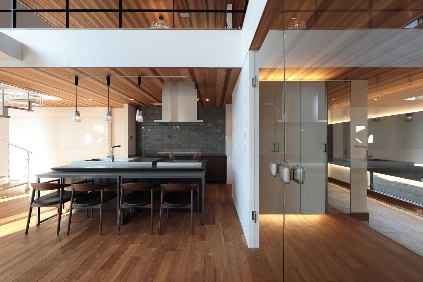 マスケン 【中庭あり/66.5坪/4,000万円～】Modern Luxury House　ラグジュアリーな至福の時間が流れる家の建築実例画像8