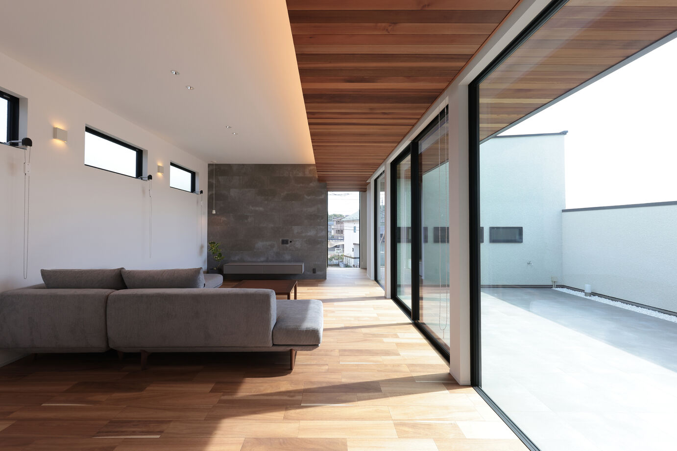 マスケン 【中庭あり/47.8坪/3,500～3,999万円】高台にある中庭住宅の建築実例画像2