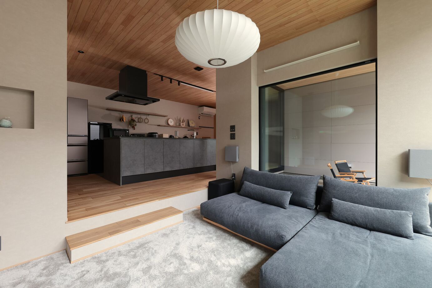 マスケン 【中庭あり/50.5坪/3,500～3,999万円】半屋外の中庭がある平屋の建築実例画像2