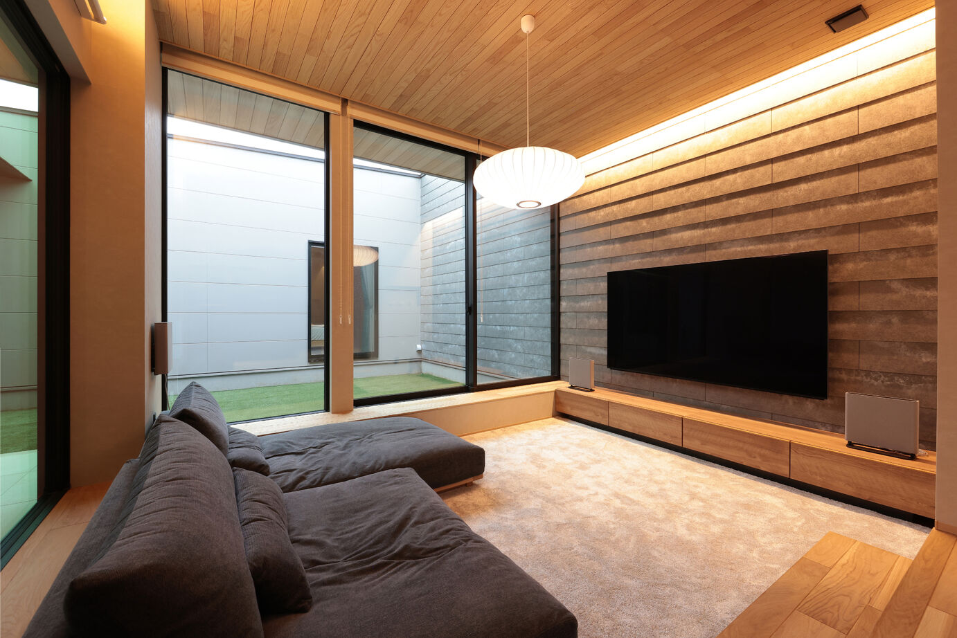 マスケン 【中庭あり/50.5坪/3,500～3,999万円】半屋外の中庭がある平屋の建築実例画像4