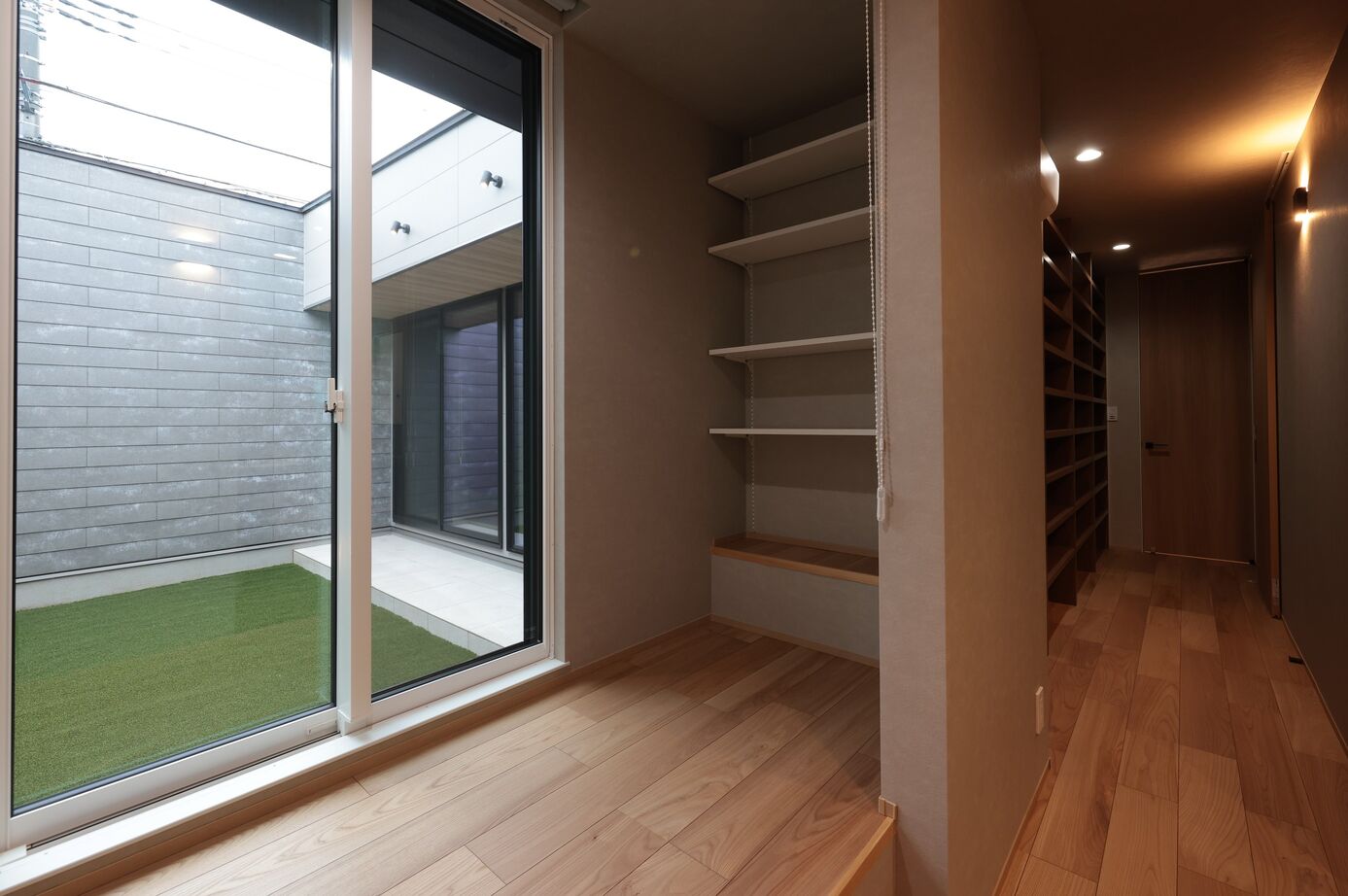 マスケン 【中庭あり/50.5坪/3,500～3,999万円】半屋外の中庭がある平屋の建築実例画像8