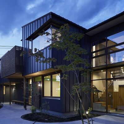 マスケン 片流れ屋根でスタイリッシュ。シンボルツリーのある中庭に癒される賃貸併用住宅の建築実例画像9