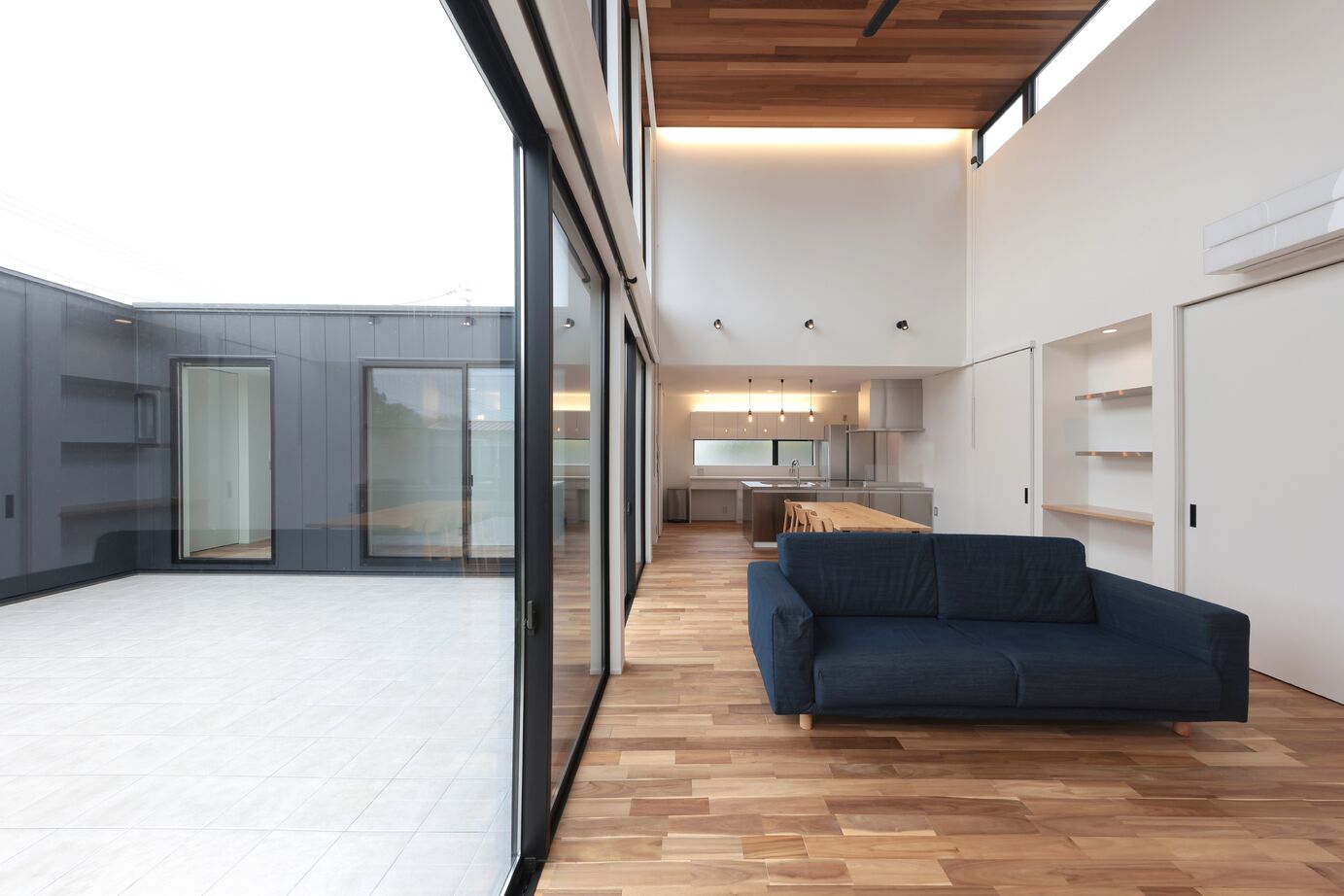 マスケン 【中庭あり/46.5坪/3,500～3,999万円】四季の移ろいを感じる中庭のある暮らしの建築実例画像3