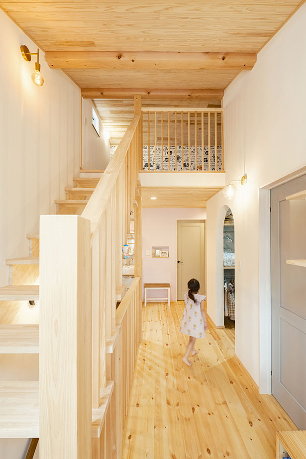 リブート 【綾瀬市｜2LDK+S｜4人家族】ヌックやパントリー、造作家具まで！家事ラクにとことんこだわった木の住まいの建築実例画像10