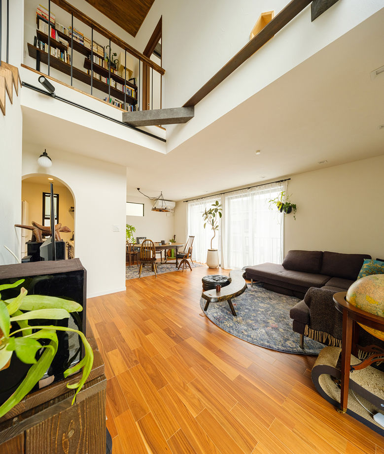 リブート 【3階建て／18坪／間取図有り】自然素材をたっぷり使った開放的な３階建て。鎌倉の四季を感じる暮らしの建築実例画像3
