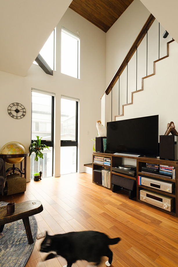 リブート 【3階建て／18坪／間取図有り】自然素材をたっぷり使った開放的な３階建て。鎌倉の四季を感じる暮らしの建築実例画像6