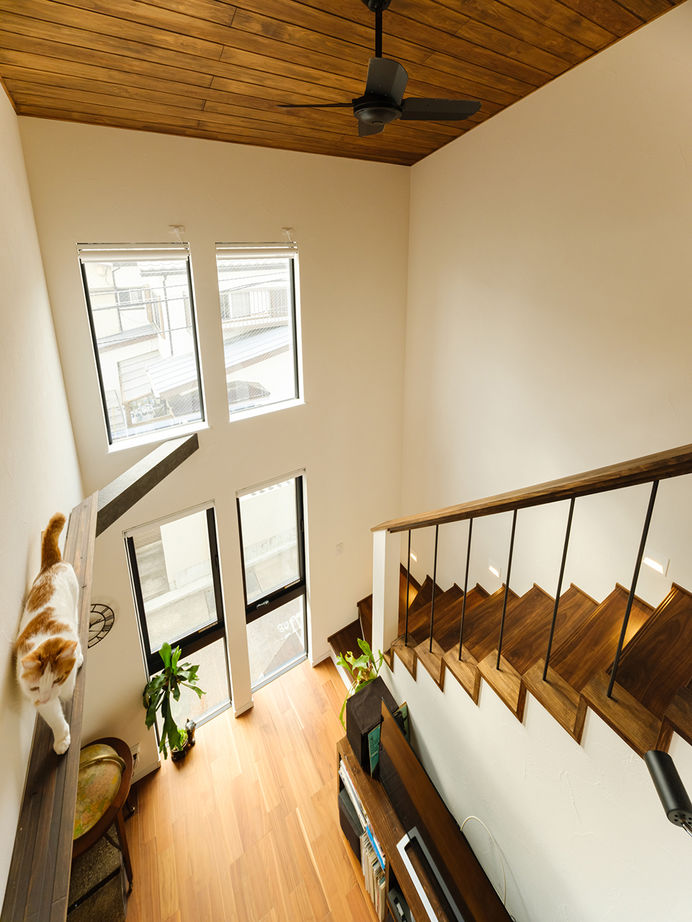 リブート 【3階建て／18坪／間取図有り】自然素材をたっぷり使った開放的な３階建て。鎌倉の四季を感じる暮らしの建築実例画像8