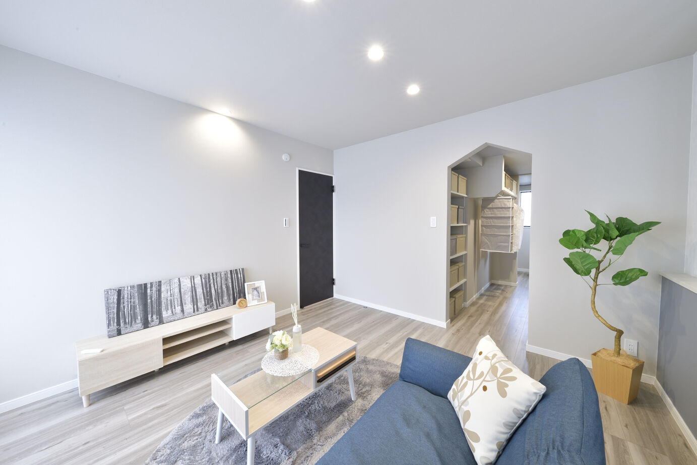 匠建枚方 【枚方市/ZEH住宅/車2台駐車】片付け上手になれる、スムーズな家事動線と遊びゴコロを設計の建築実例画像7