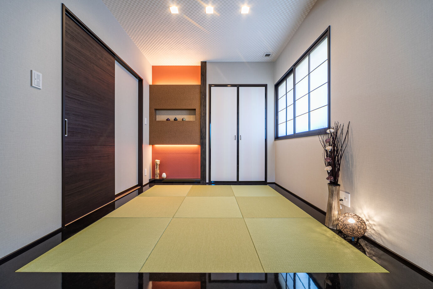 匠建枚方 【枚方市/ZEH住宅/車2台駐車】家じゅうが心地よい空気に満たされる、健康的に暮らせる家の建築実例画像3