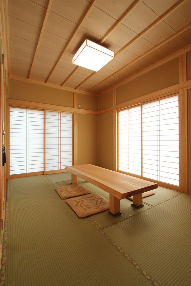 デキノヤホーム 【2000万円台/4LDK+サンルーム/太陽光発電】1階で生活が完結できる間取り。省エネで長く快適に暮らせる家の建築実例画像3