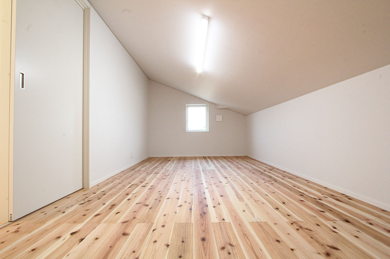 デキノヤホーム 【2000万円台/4LDK+サンルーム/太陽光発電】1階で生活が完結できる間取り。省エネで長く快適に暮らせる家の建築実例画像8