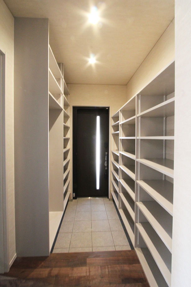 デキノヤホーム 【4000万円台/60坪/4LDK+スキップフロア/サンルーム】ブラックウォールナットの無垢材を使用した上質な家の建築実例画像9