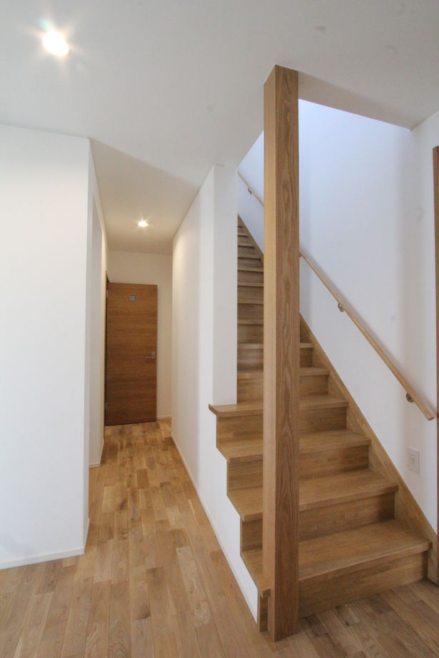 デキノヤホーム 【高岡市/５LDK/46.38坪/ナチュラル＆シックな家の建築実例画像5