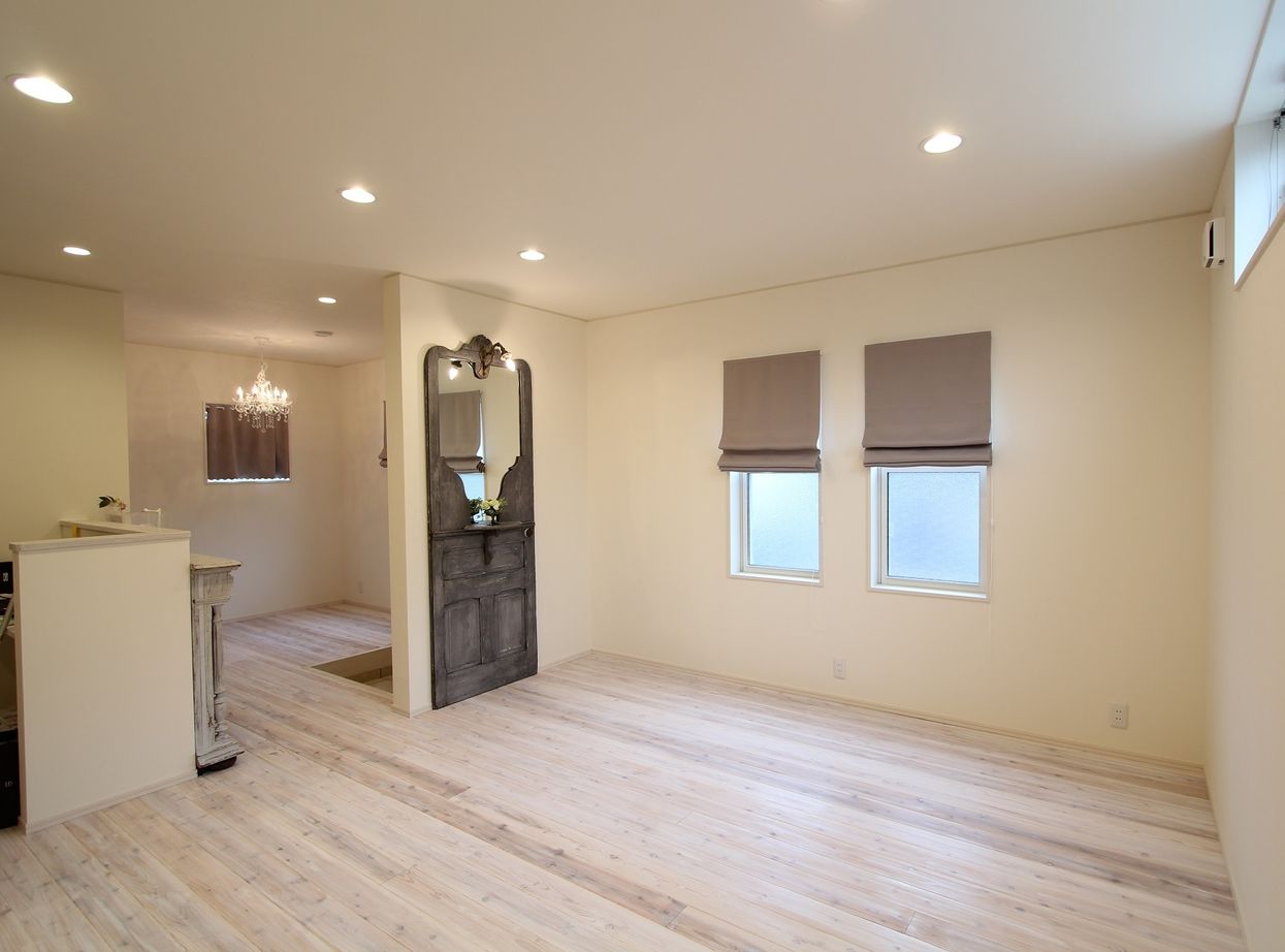 デキノヤホーム 【富山市/4LDK+店舗/34.4坪/間取り図有】　フレンチイタリアンな店舗併用住宅の建築実例画像3