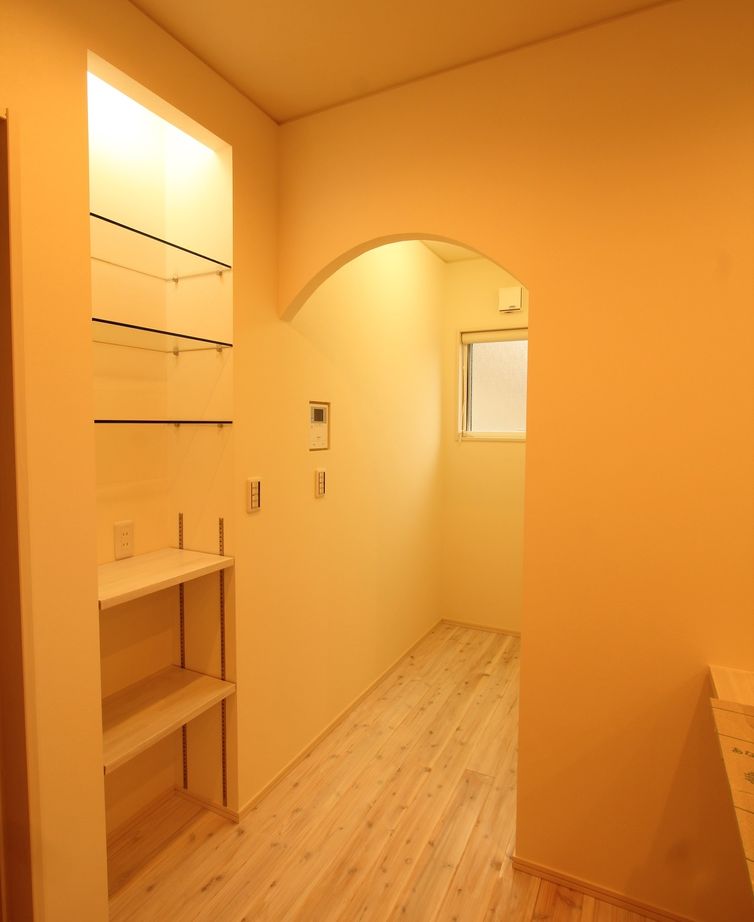 デキノヤホーム 【富山市/4LDK+店舗/34.4坪/間取り図有】　フレンチイタリアンな店舗併用住宅の建築実例画像5